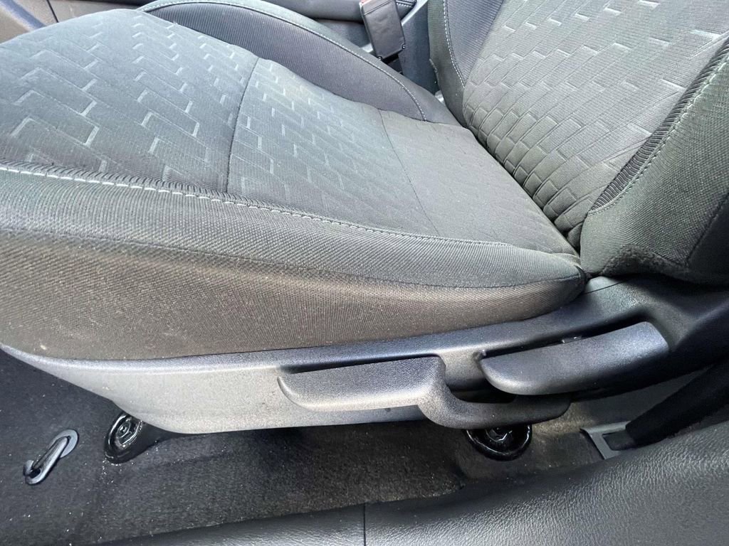 Used 2024 Nissan Kicks SV image 14