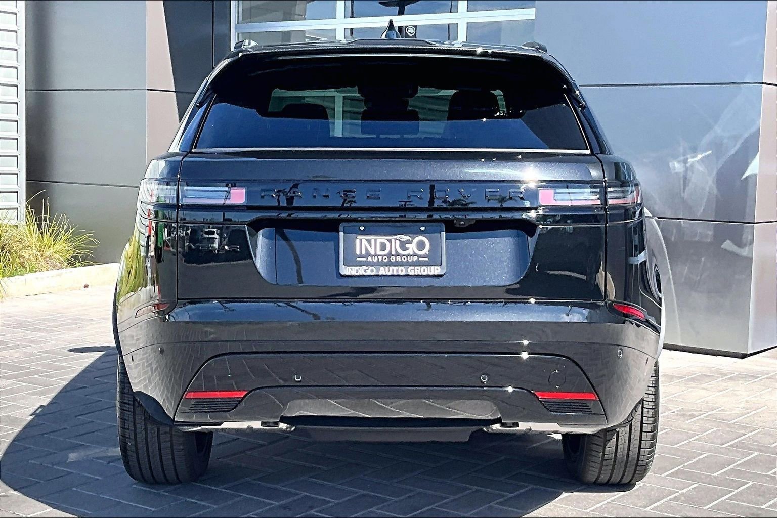 New 2026 Land Rover Range Rover Velar Dynamic SE image 4