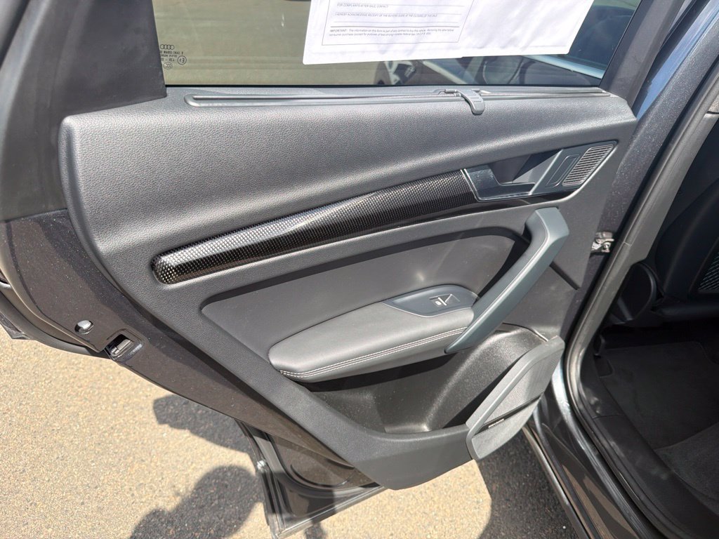 Used 2023 Audi SQ5 Premium Plus w/ Premium Plus Package AWD/4WD image 13