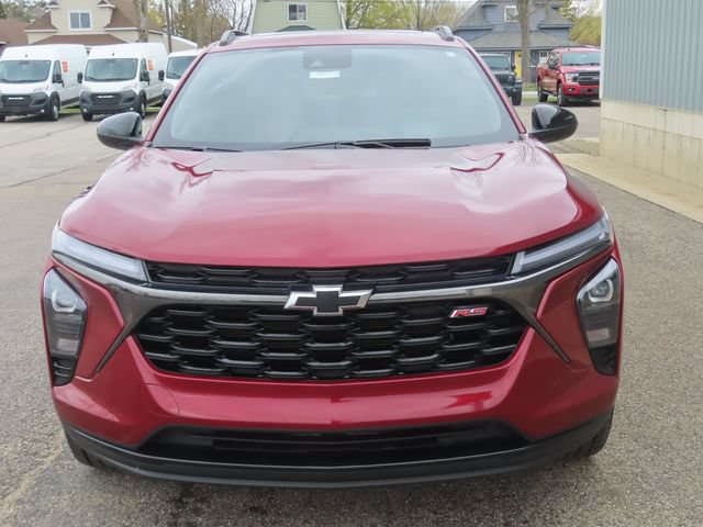 Used 2024 Chevrolet Trax RS w/ Sunroof Package FWD image 13