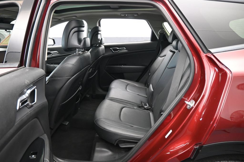 Used 2023 Kia Sportage SX FWD image 33