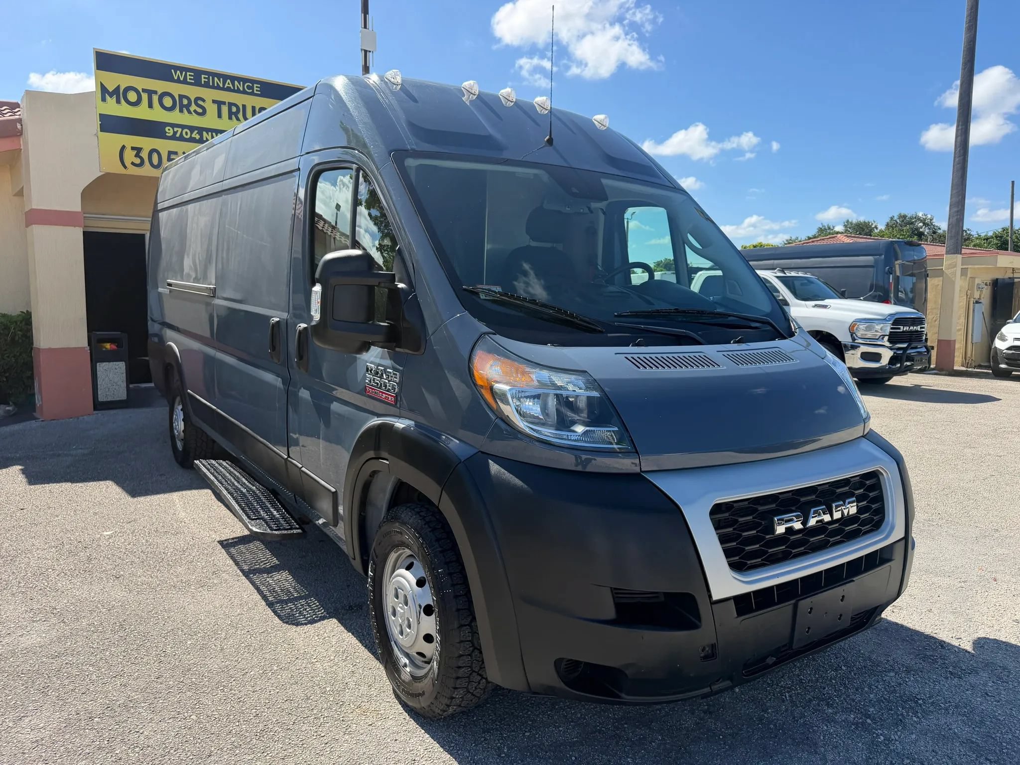 Used 2021 RAM ProMaster 3500 FWD image 9