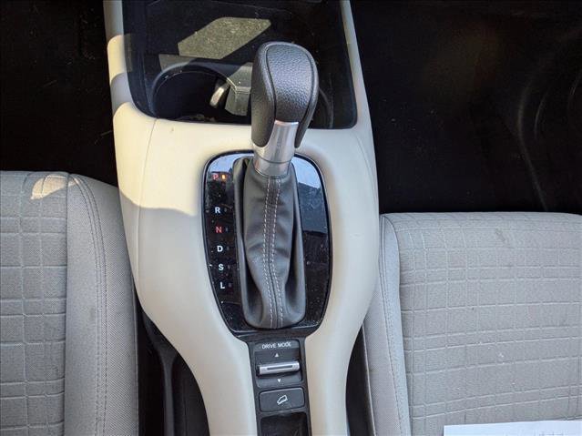 Used 2024 Honda HR-V LX image 13