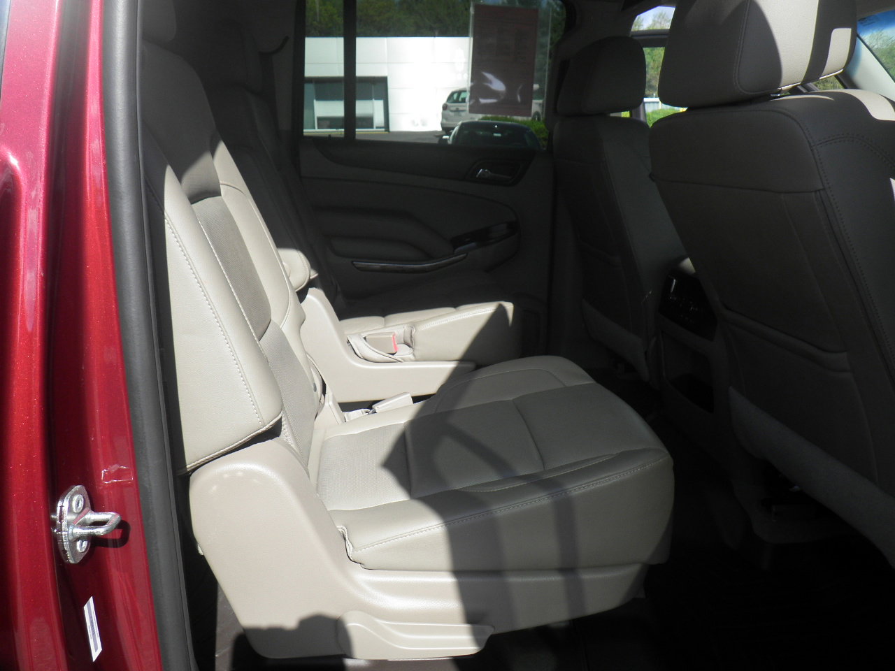 Used 2018 GMC Yukon XL SLT w/ Premium Edition image 27