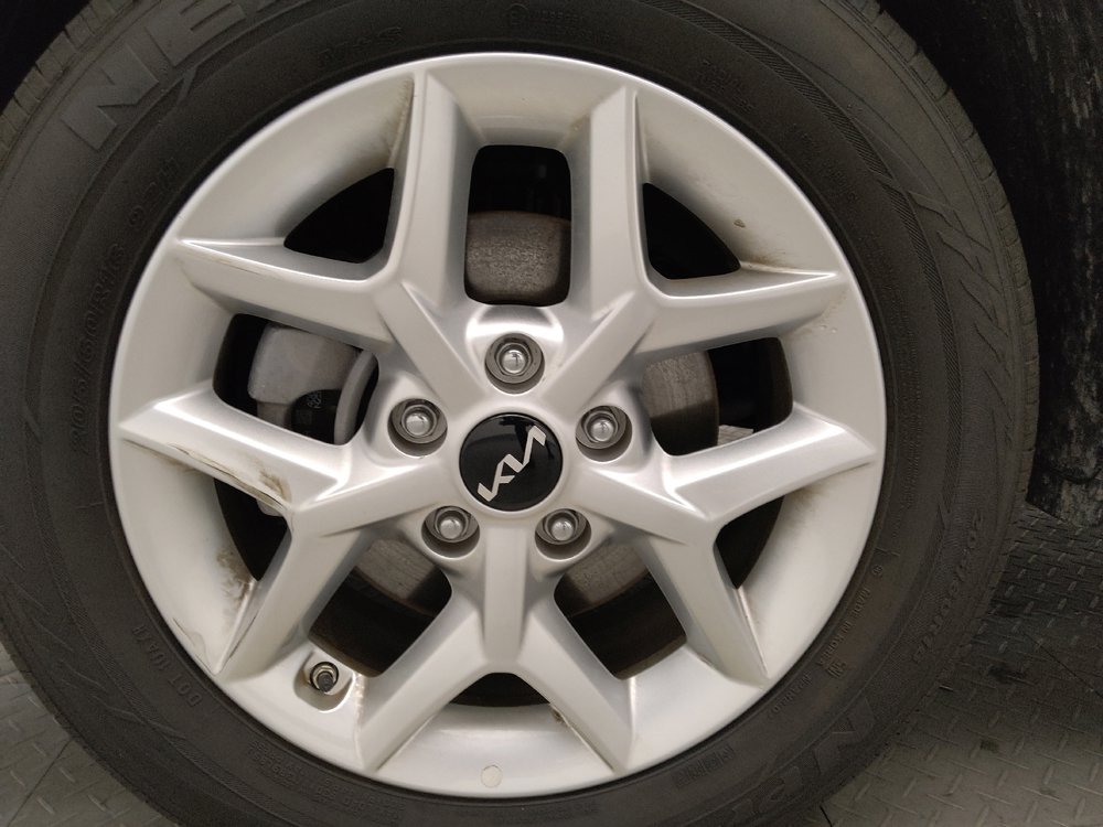 Used 2025 Kia Soul S image 31