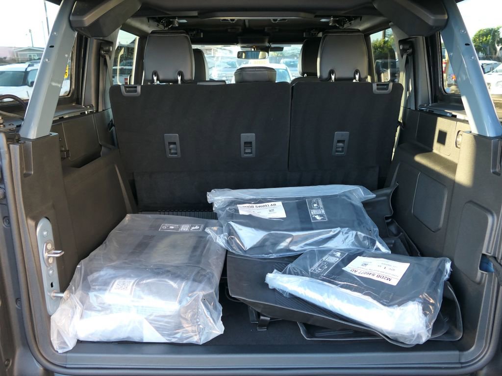 Used 2025 Ford Bronco Outer Banks image 24