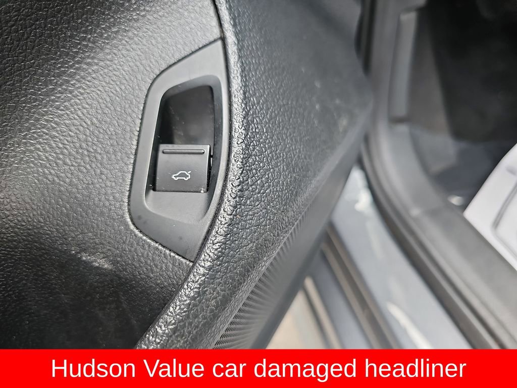 Used 2014 Volkswagen Passat 1.8T S FWD image 15