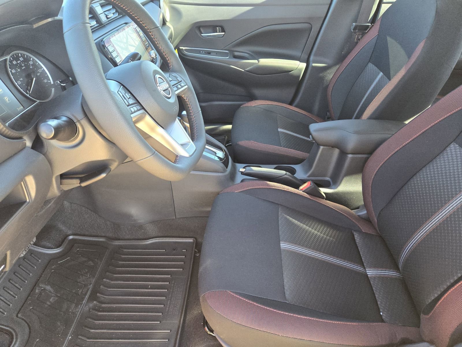 New 2025 Nissan Versa SR image 12