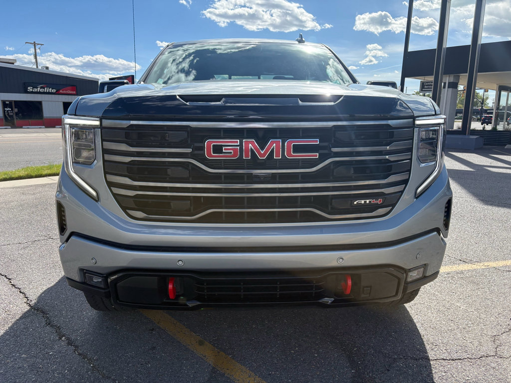 Used 2025 GMC Sierra 1500 AT4 w/ AT4 Premium Package image 12
