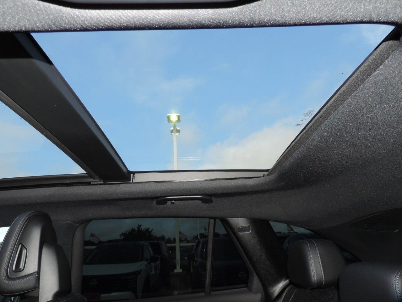 Used 2024 Mercedes-Benz GLC 300 image 19