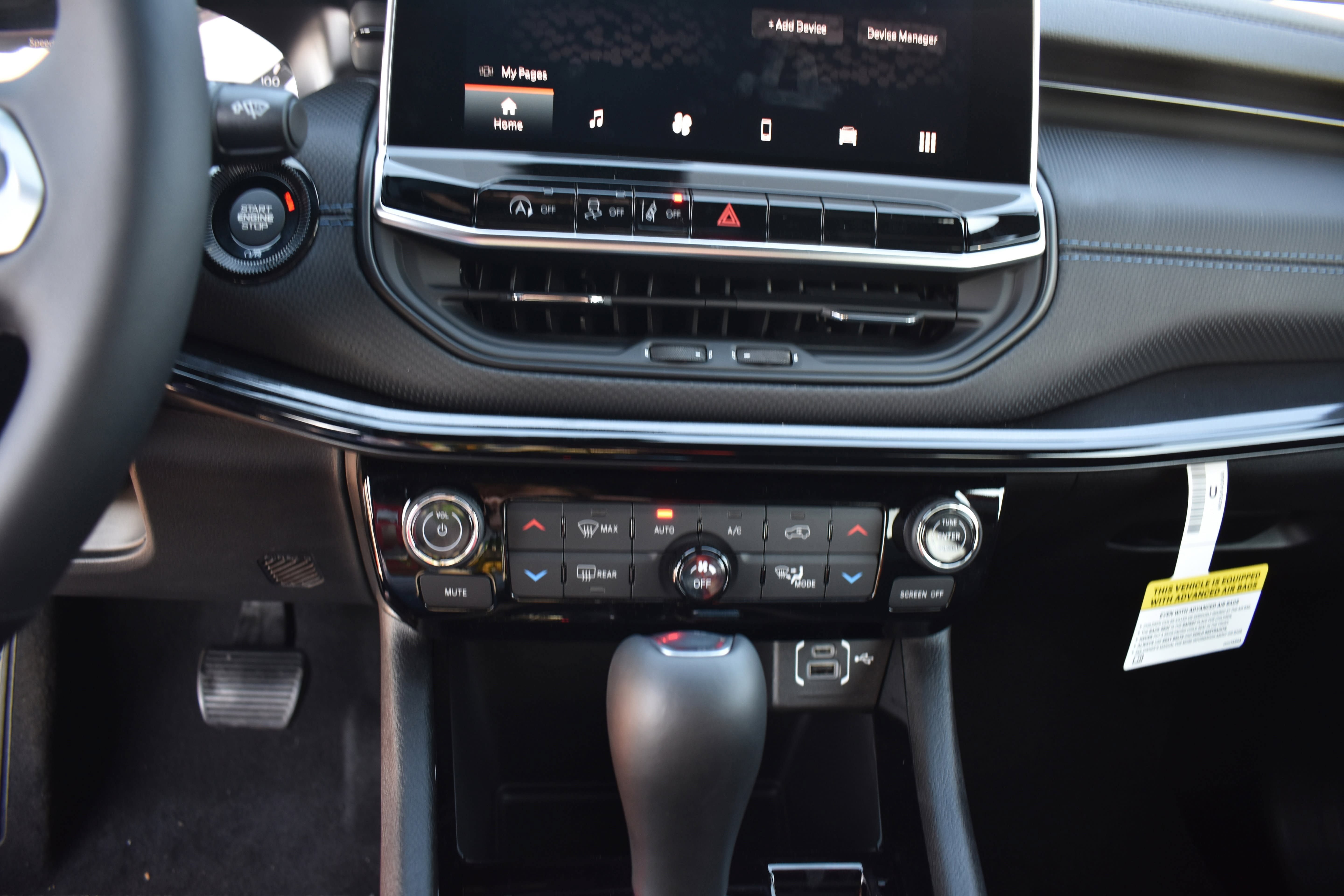 New 2026 Jeep Compass Latitude AWD/4WD image 19