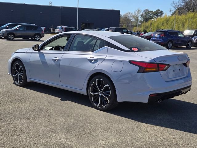 New 2026 Nissan Altima 2.5 SR FWD image 3