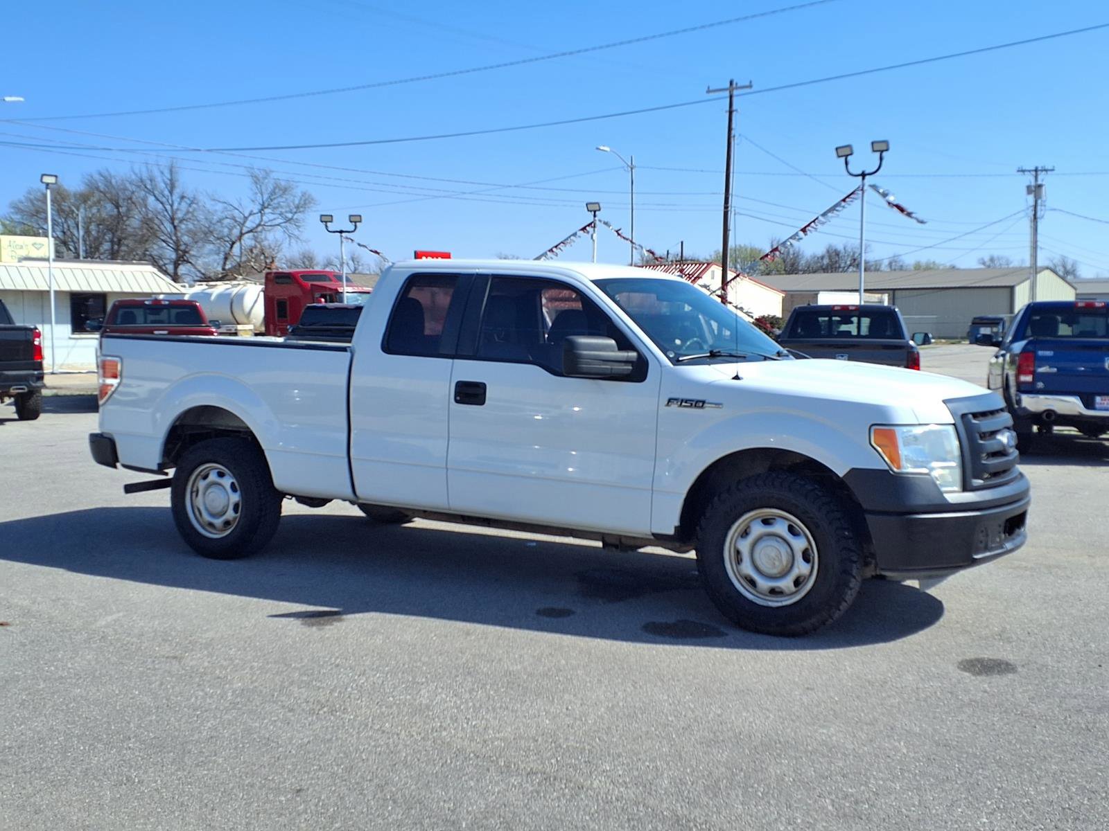 Used 2010 Ford F150 XL RWD image 2