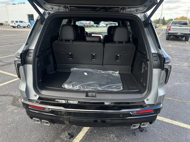 New 2026 Chevrolet Traverse RS w/ LPO, Floor Liner Package image 36
