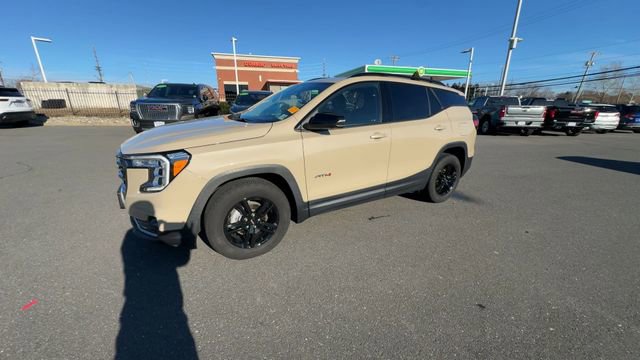 Certified 2022 GMC Terrain AT4 w/ Infotainment Package II image 4