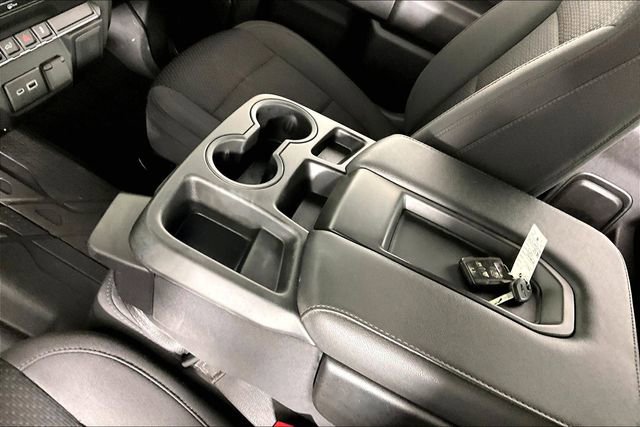 Used 2023 Chevrolet Silverado 2500 Custom w/ Custom Convenience Package AWD/4WD image 17