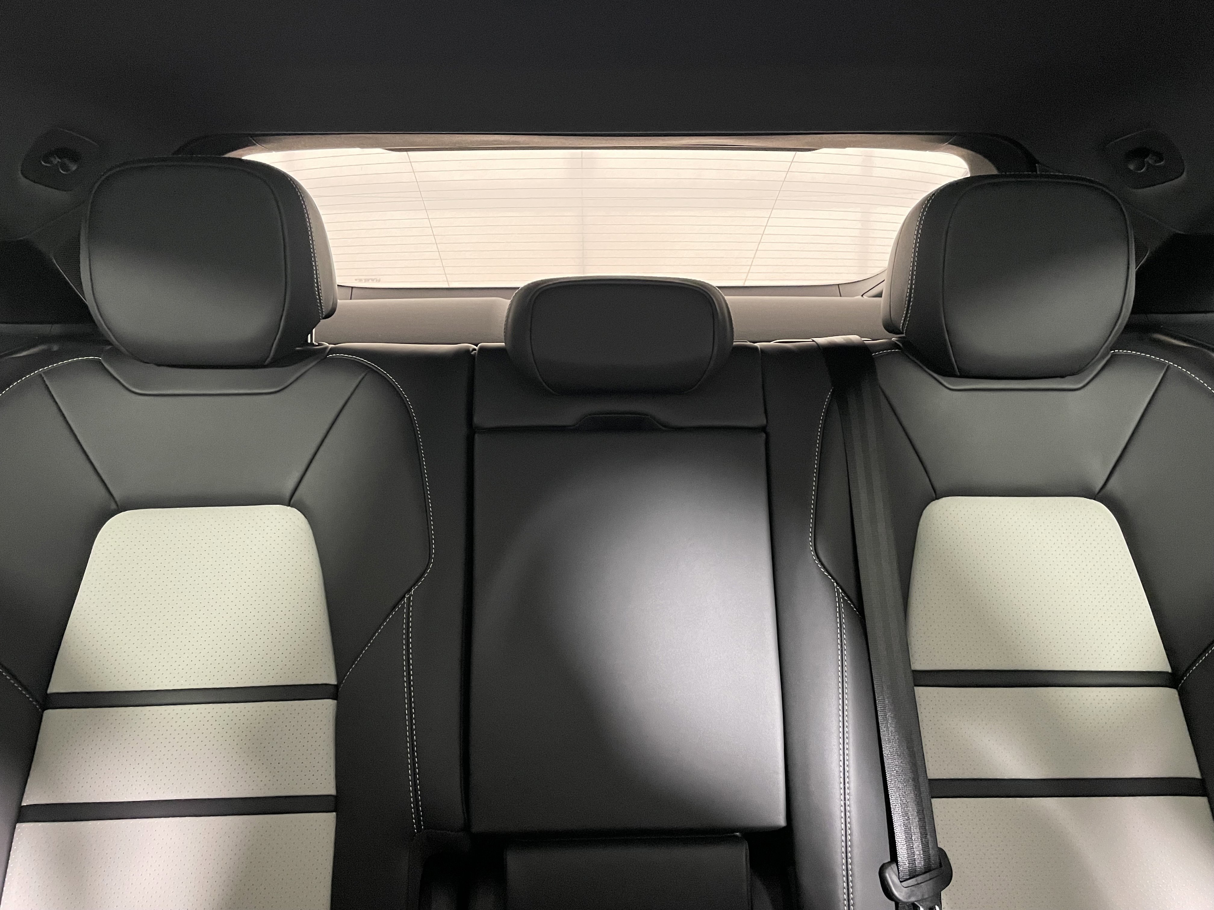 New 2026 Porsche Cayenne Coupe image 16