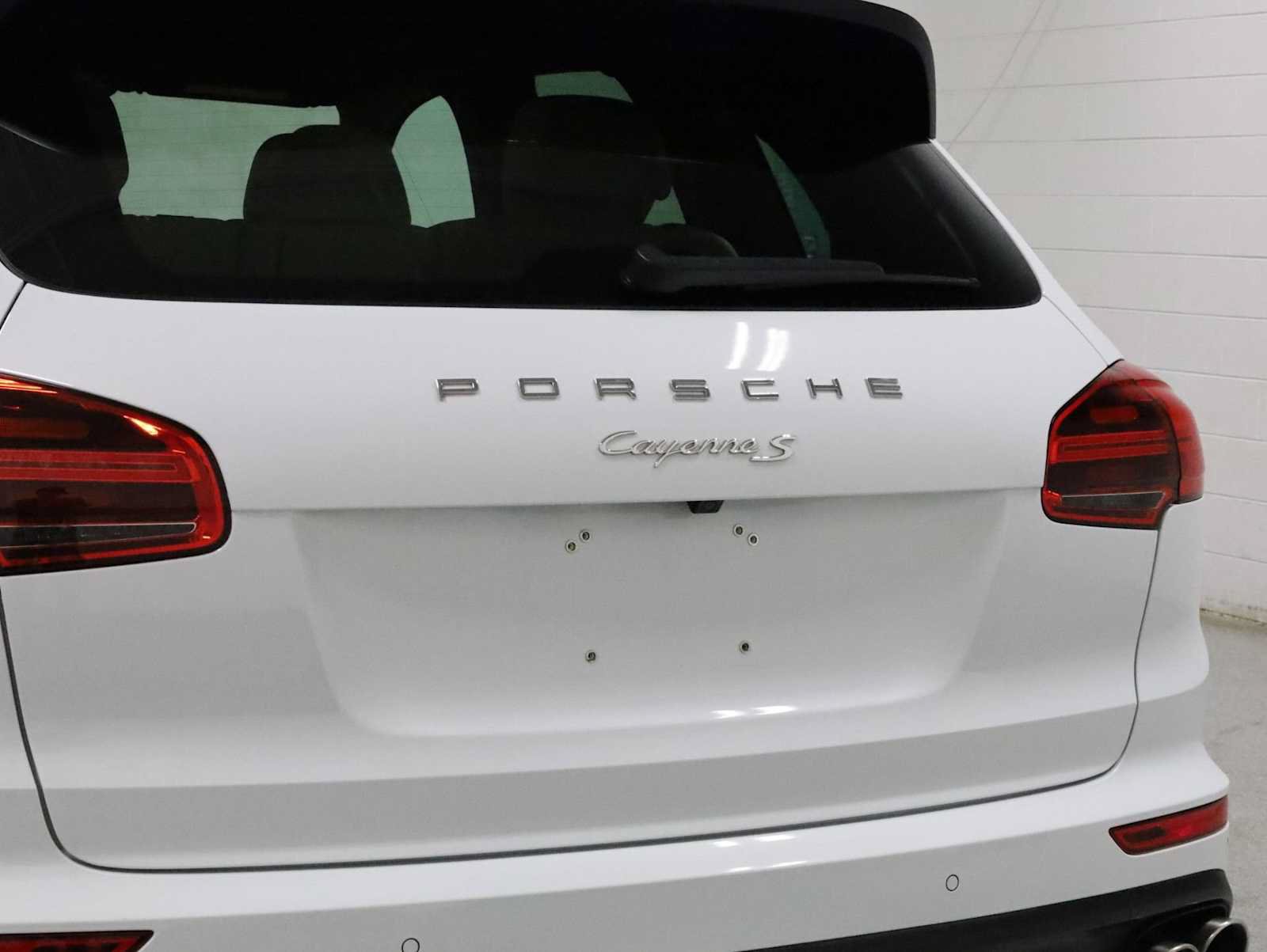 Used 2015 Porsche Cayenne S AWD/4WD image 8