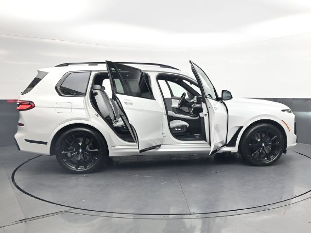 New 2027 BMW X7 xDrive40i w/ M Sport Package AWD/4WD image 38