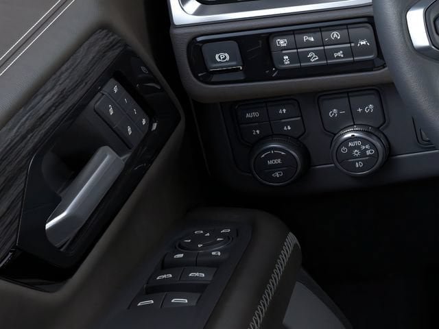 New 2026 GMC Yukon Denali Ultimate w/ LPO, Floor Liner Package AWD/4WD image 22
