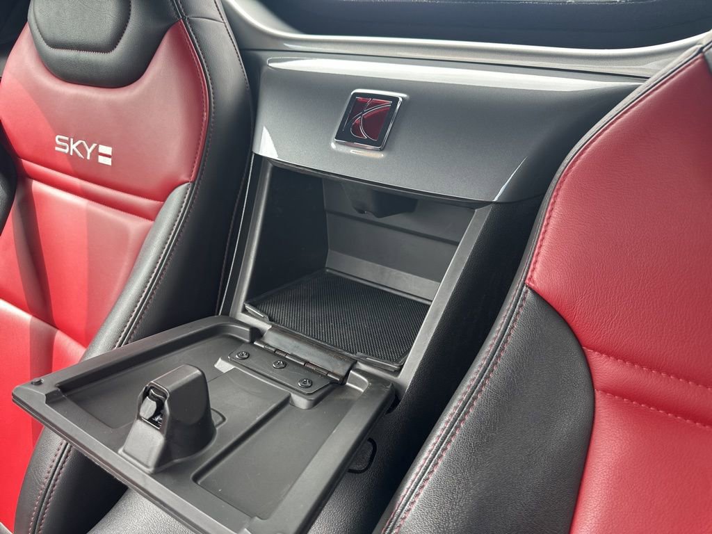 Used 2007 Saturn Sky Red Line RWD image 8