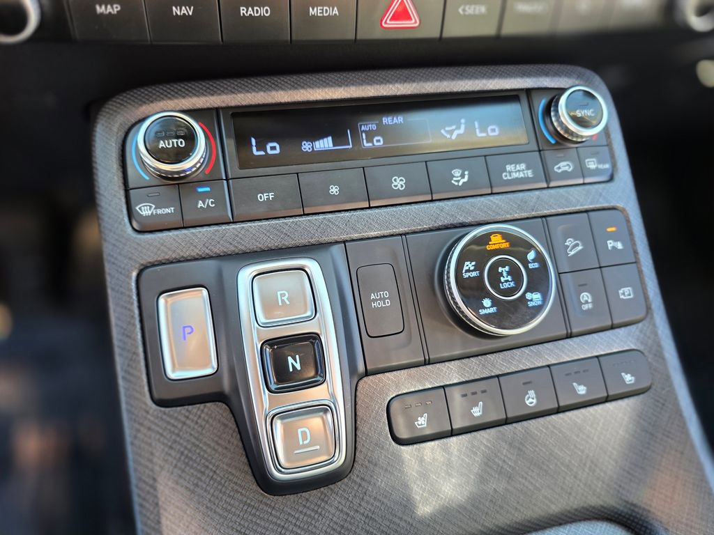 Used 2023 Hyundai Palisade Limited image 32