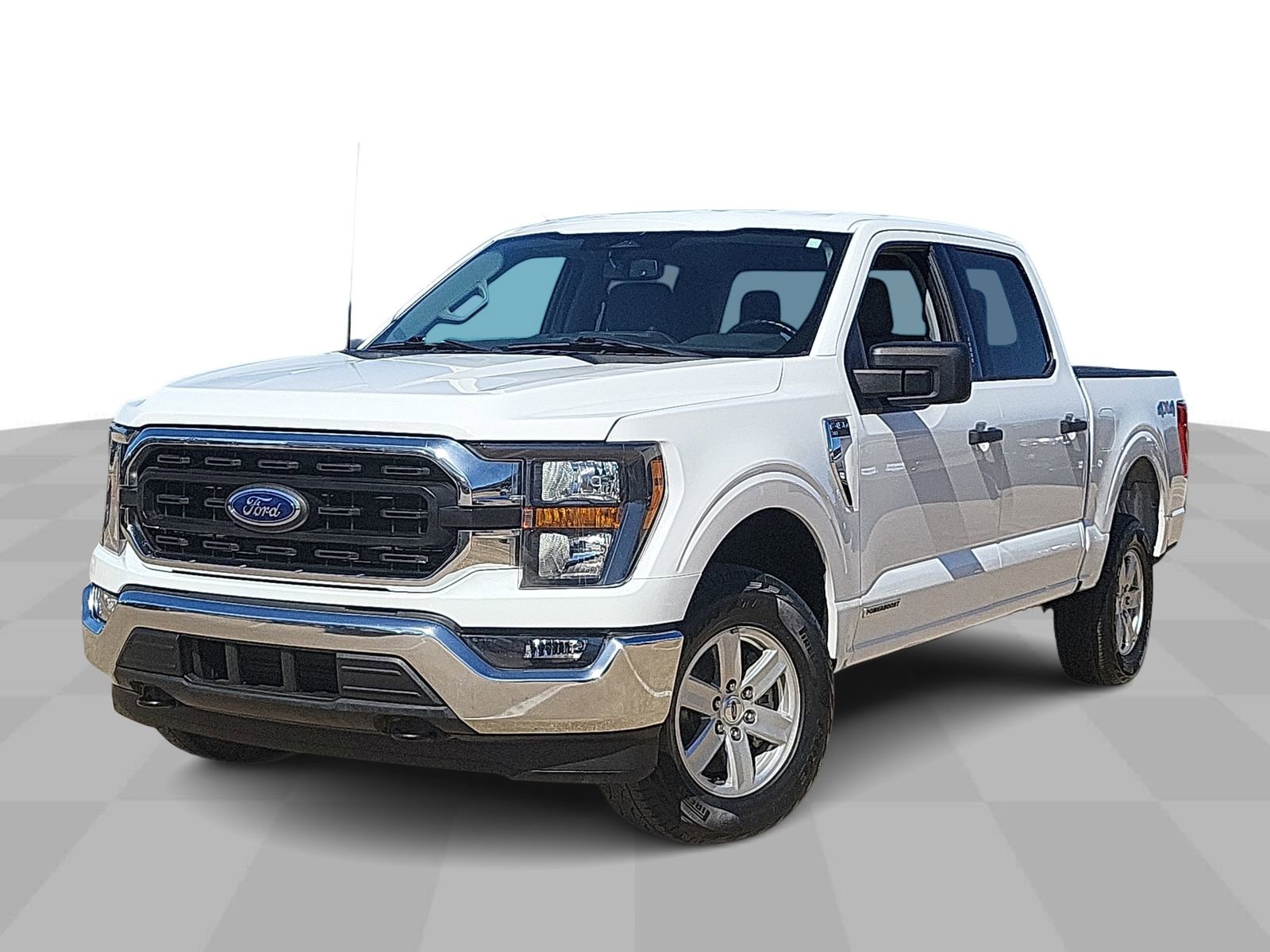 Used 2023 Ford F150 XLT w/ Equipment Group 301A Mid image 4