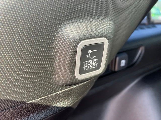 New 2026 Jeep Grand Cherokee Limited AWD/4WD image 28