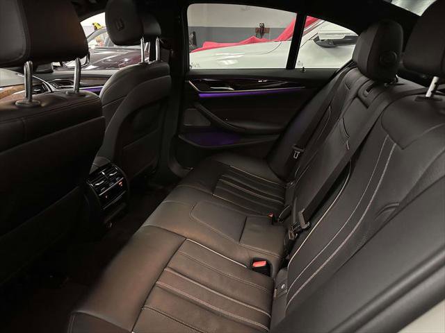 Used 2019 BMW 540i xDrive w/ Convenience Package AWD/4WD image 17