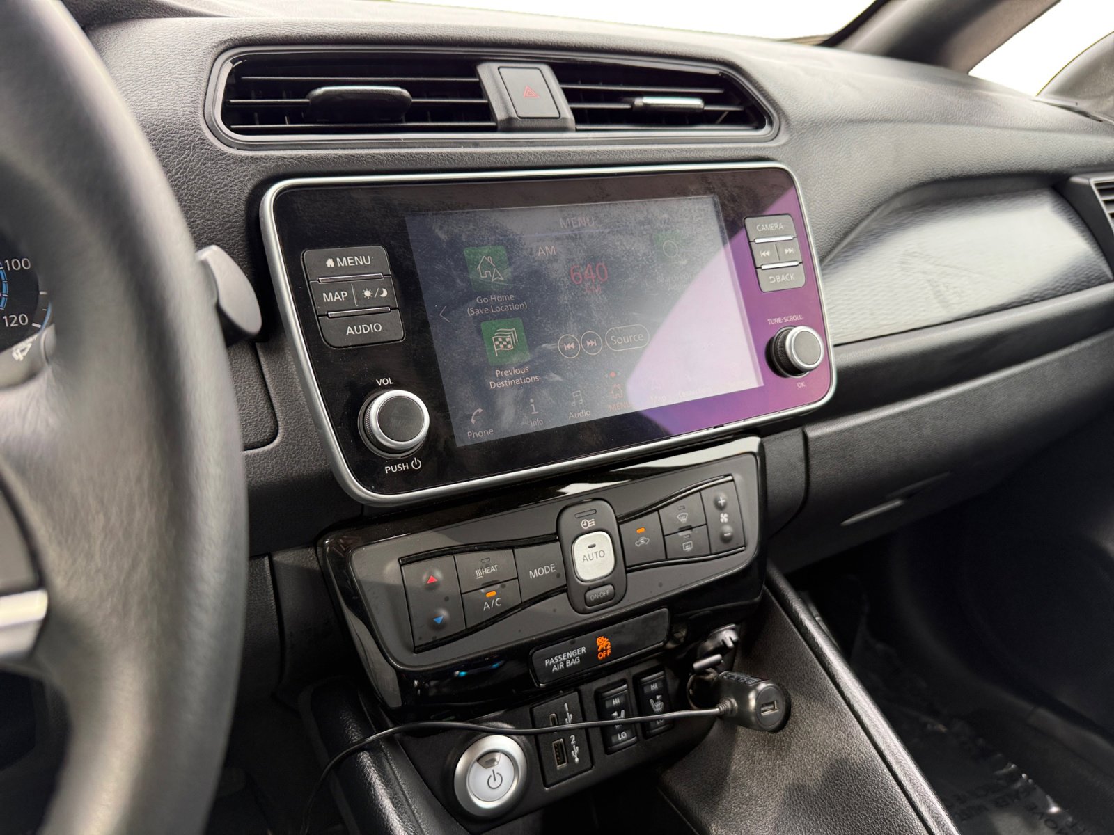 Used 2025 Nissan Leaf SV Plus image 13