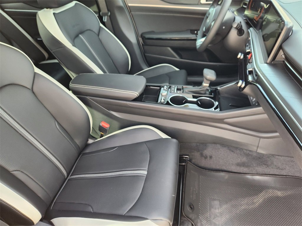 New 2026 Kia K5 GT-Line image 10