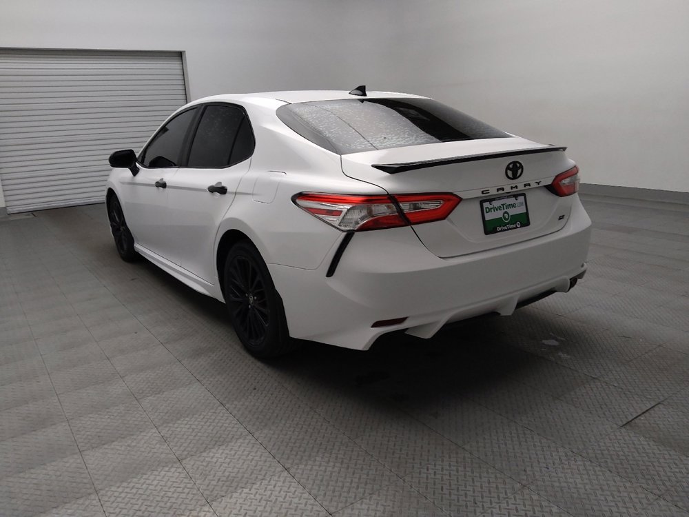 Used 2020 Toyota Camry SE image 5