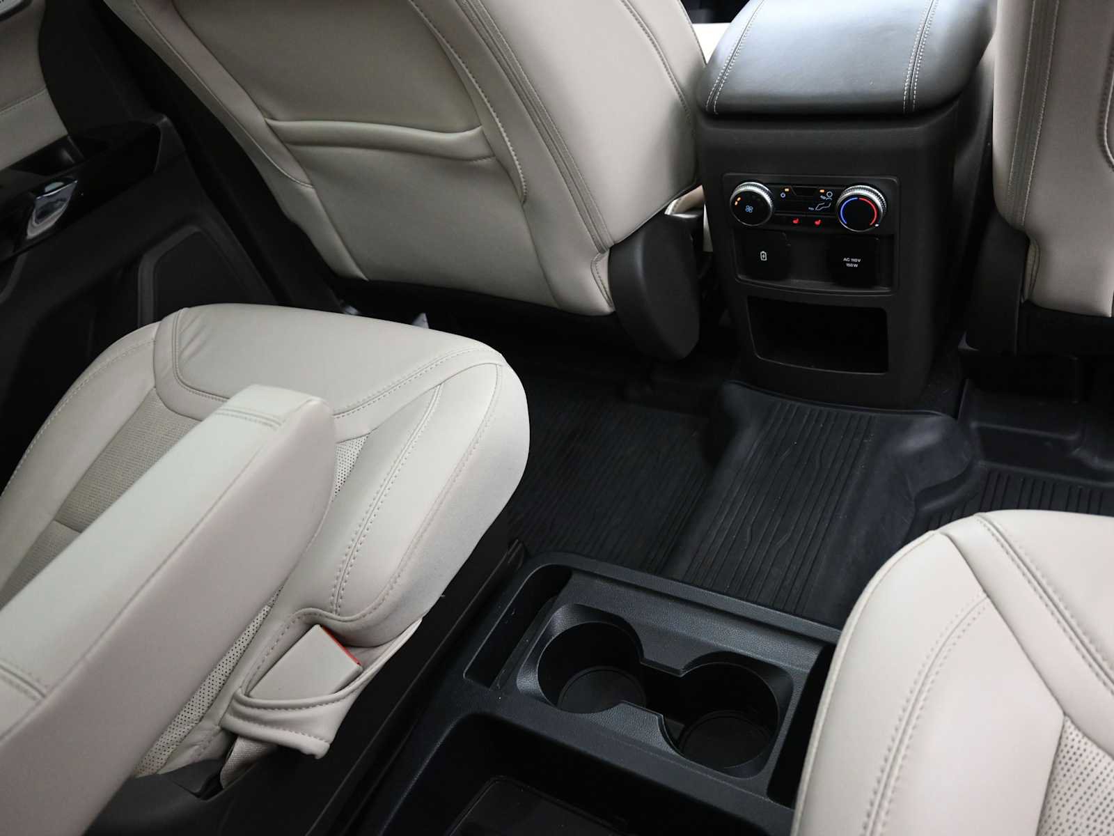 Used 2021 Ford Explorer Platinum w/ Equipment Group 601A image 26