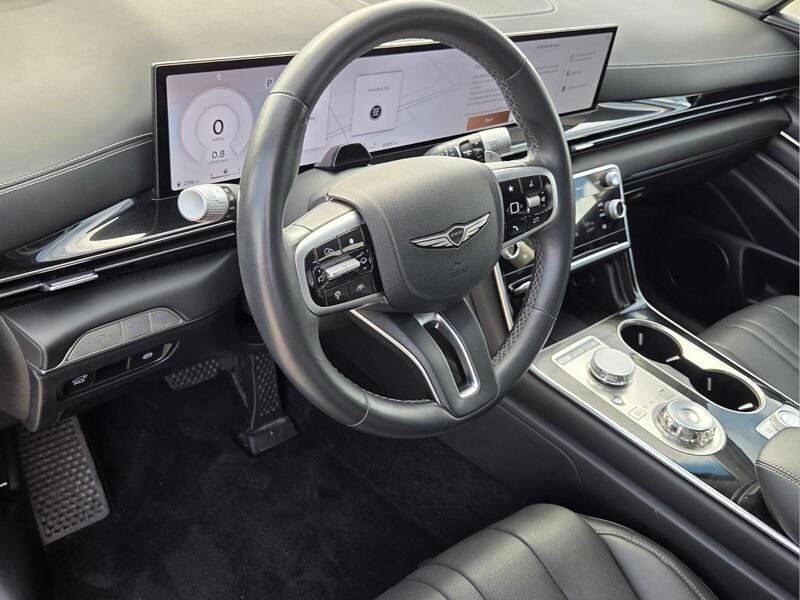 Used 2025 Genesis GV80 2.5T Standard AWD/4WD image 11