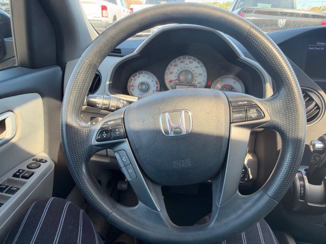 Used 2015 Honda Pilot SE image 25