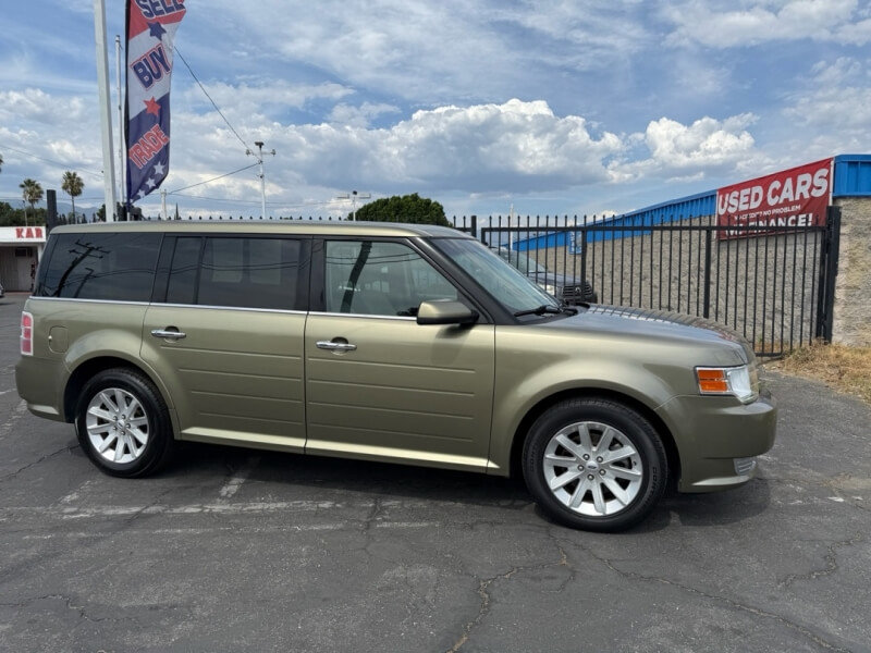 Used 2012 Ford Flex SEL w/ Equipment Group Order Code image 1