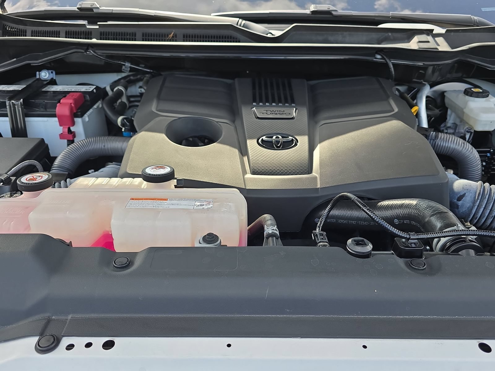 Used 2022 Toyota Tundra SR5 w/ Convenience Package RWD image 29