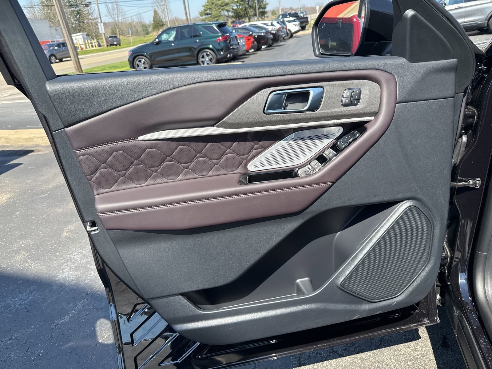 New 2026 Ford Explorer Platinum image 21