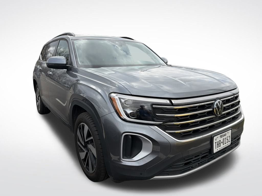 Used 2024 Volkswagen Atlas SE image 11