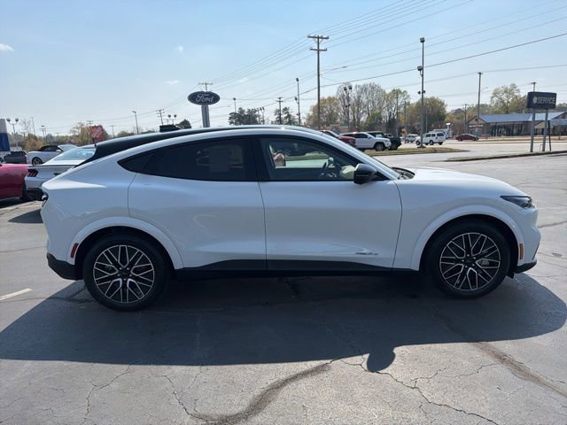 New 2026 Ford Mustang Mach-E Premium image 8