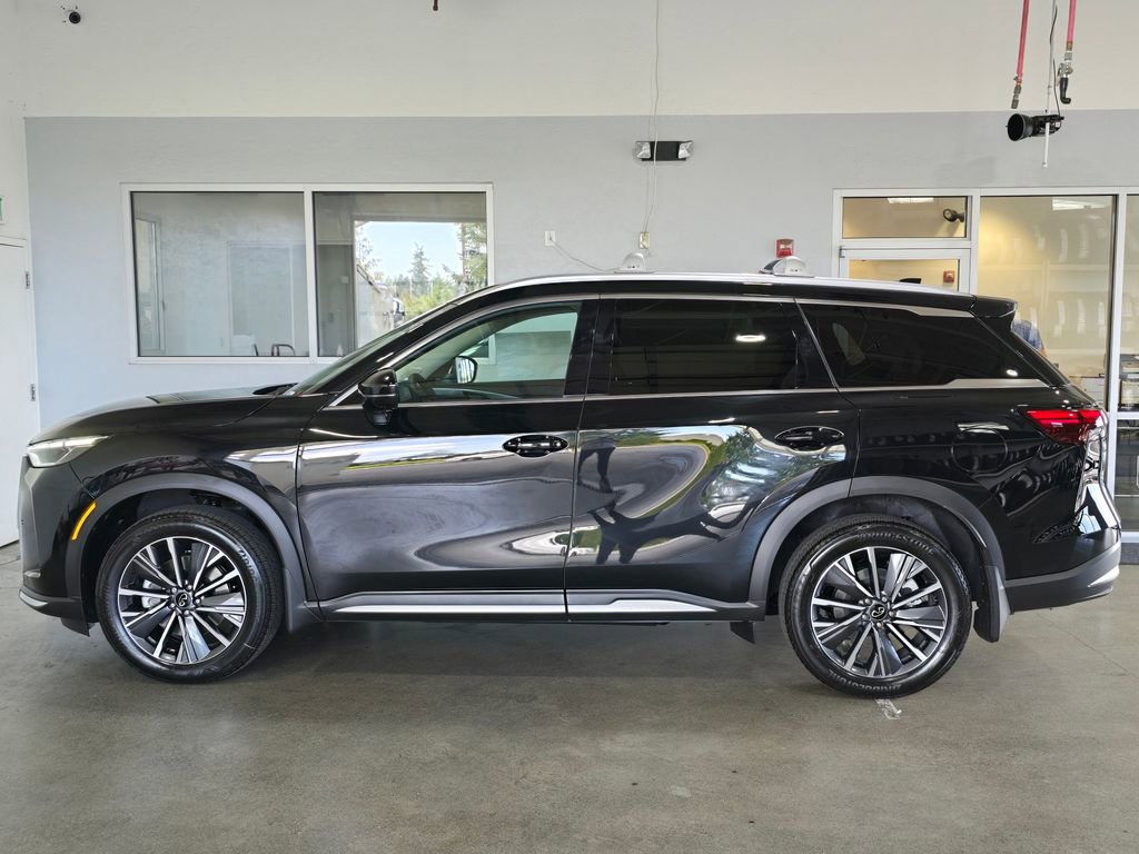New 2026 INFINITI QX60 Luxe w/ Family Package image 7
