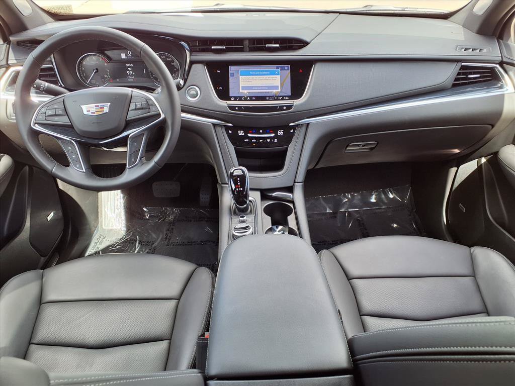 Certified 2024 Cadillac XT5 Premium Luxury FWD image 14
