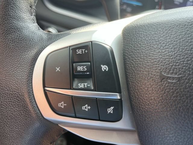 Used 2023 Ford Explorer XLT w/ Equipment Group 202A AWD/4WD image 36