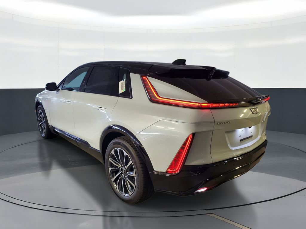 New 2026 Cadillac Lyriq Sport RWD image 4
