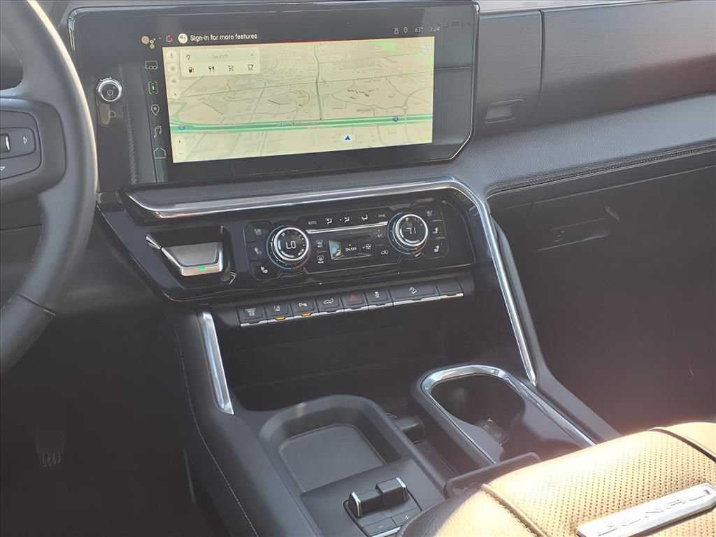 Used 2024 GMC Sierra 3500 Denali w/ Denali Reserve Package image 6