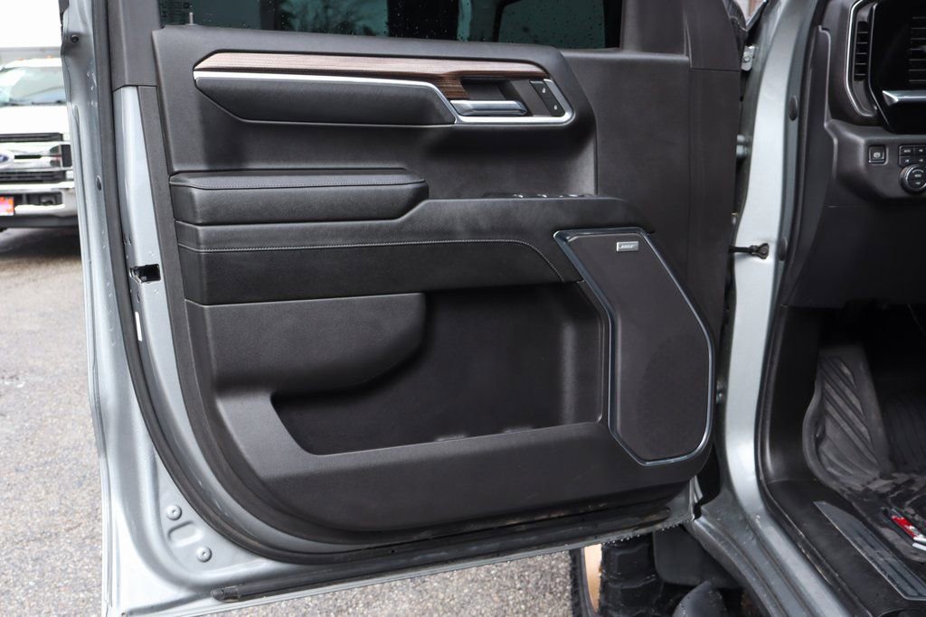 Used 2023 Chevrolet Silverado 1500 LT Trail Boss w/ Convenience Package II AWD/4WD image 15