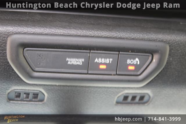 Used 2023 Jeep Wrangler Sport image 23