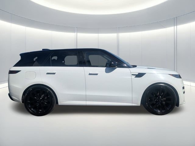 New 2026 Land Rover Range Rover Sport Dynamic SE image 6