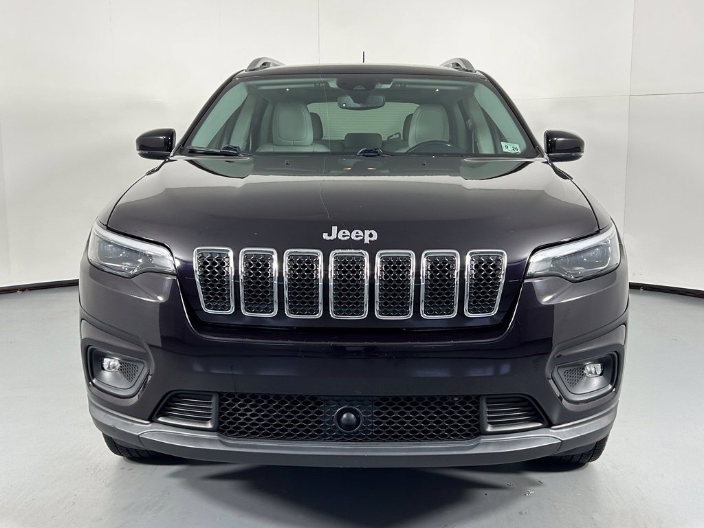 Used 2021 Jeep Cherokee Latitude Lux w/ Sun & Sound Group AWD/4WD image 2