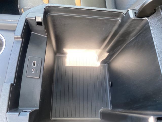 Used 2023 GMC Yukon AT4 AWD/4WD image 31